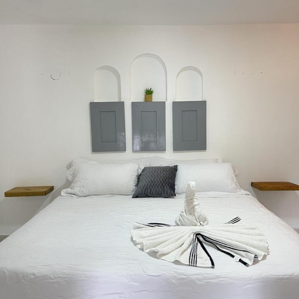 Hummingbird Cabarete Aparthotel ภายนอก รูปภาพ