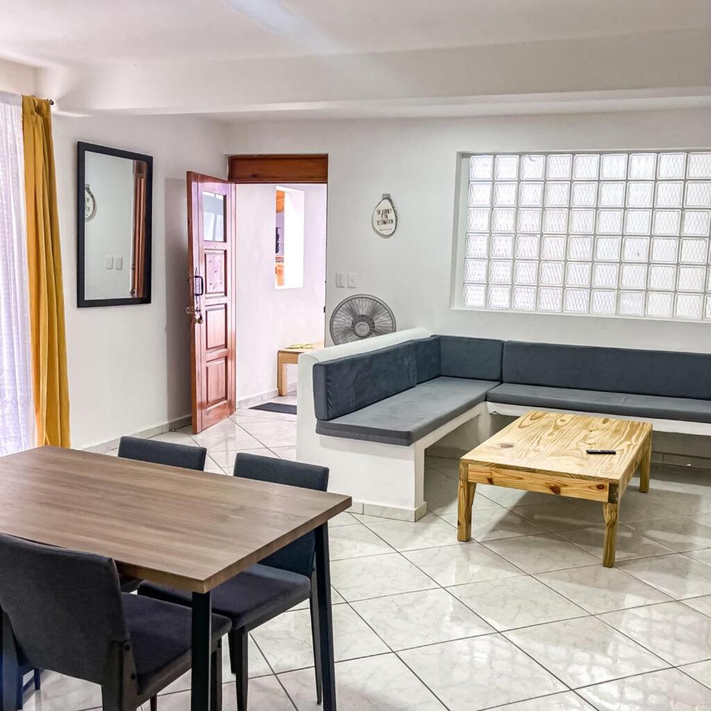 Hummingbird Cabarete Aparthotel ภายนอก รูปภาพ