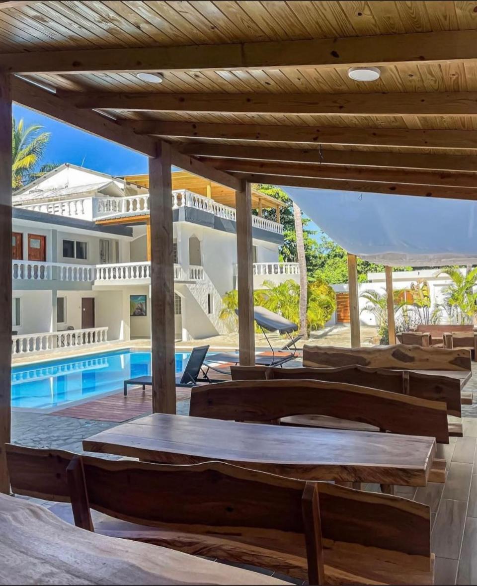 Hummingbird Cabarete Aparthotel ภายนอก รูปภาพ